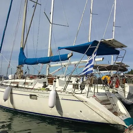 αναστασία Botel Nydri (Lefkada)